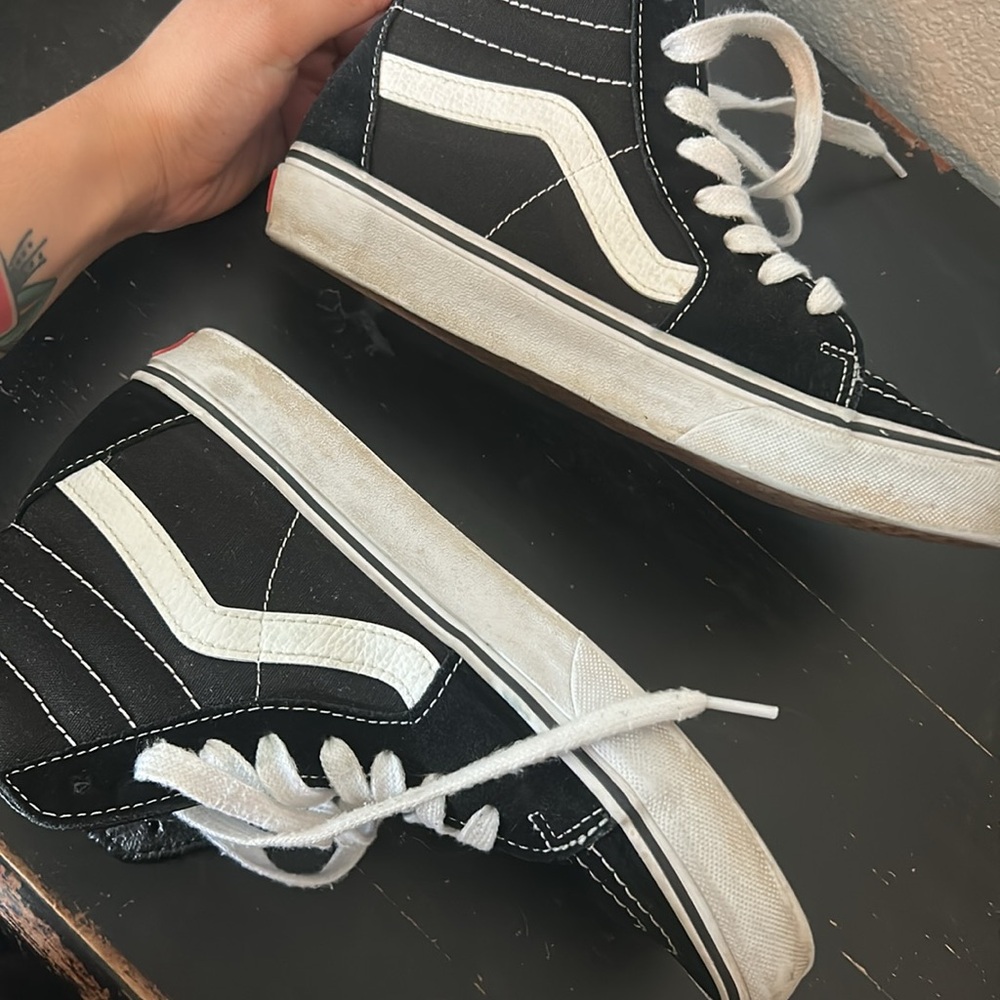 Vans Hi Tops - Picture 3 of 6